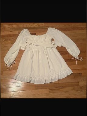 Women’s White Mini Peasant Dress with Puff Sleeves